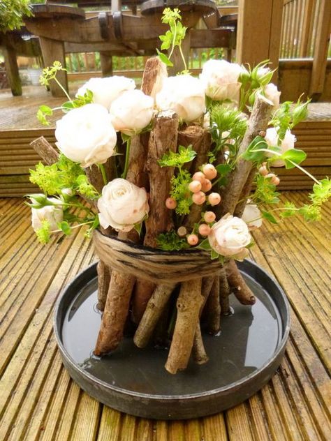 Beautiful Flower Arrangement Ideas 2022 Diy Rustic Flower Arrangements, Rustic Flower Arrangements, Rustic Flowers, Beautiful Flower Arrangements, Rustic Diy, Flower Power, Beautiful Flowers, Flower Arrangements, Baby Shower