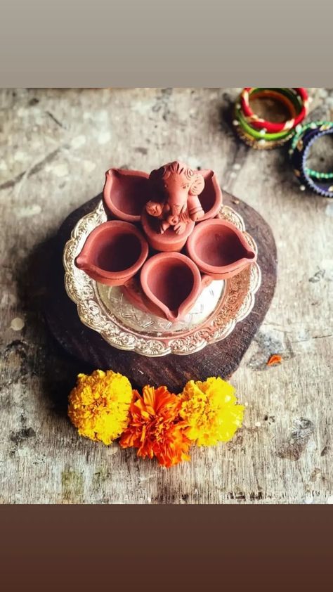 Pancha Ganpati Boppa Terracotta Diya Terracotta Products, Thali Decoration, Diwali Craft, Diwali Decorations, Diy Clay Crafts, Diy Clay, Clay Crafts, Diwali, Projects To Try