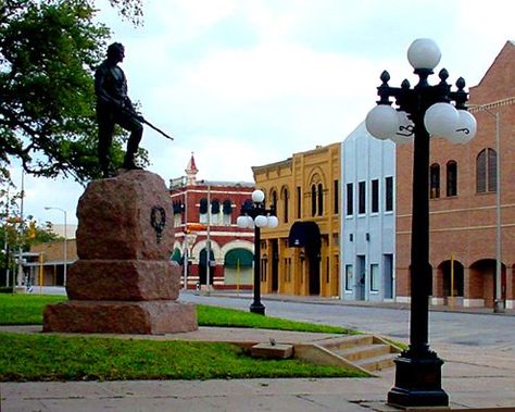 Downtown street scene in Victoria Texas Victoria Texas, Downtown Street, Only In Texas, Texas Life, Texas Places, Loving Texas, Texas Girl, Texas History, Grand Prairie