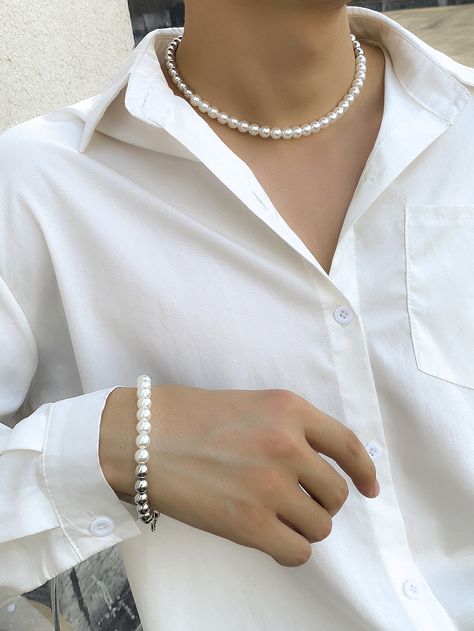 Pearl Necklace Outfit, Mens Pearl Necklace, Pearl Necklace Men, Pop Jewelry, White Beads Bracelet, Pearl Necklace Choker, Pearl Jewelry Set, Necklace Outfit, Pearl Jewelry Sets