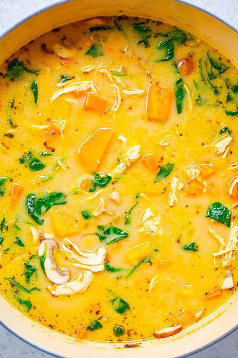 Creamy Sweet Potato Chicken Soup - Averie Cooks Potato Chicken Soup, Recipe With Sweet Potatoes, Sweet Potato Chicken, Sweet Potato Soup Recipes, Potato Chicken, Comfort Food Chicken, Chicken Soup Recipe, Chicken Sweet Potato, Chicken Noodle Soup Homemade