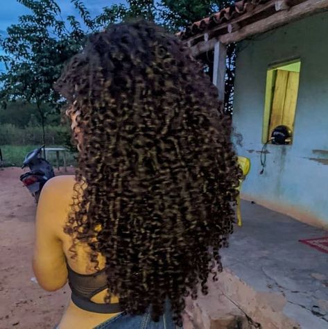 Mrs Bella, 3b Curly Hair, Curly Hair Care Routine, Curly Hair Photos, Beautiful Curly Hair, Hairdos For Curly Hair, Curly Hair Inspiration, Coily Hair, Curly Girl Hairstyles