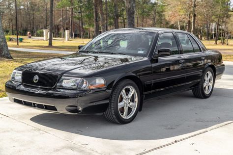 2003 Mercury Marauder (black, 4.6L DOHC V8, 4-speed auto) Mercury Cyclone, Mercury Marauder, Hummer Cars, Classic Vehicles, Ford Cars, American Classic Cars, Types Of Vehicle, Car Ideas, Limited Slip Differential