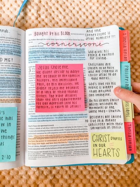 The Jesus Bible Journaling, Bible Notes Ideas Notebooks, Cute Bible Journaling Ideas, Bible Journaling Notes, Bible Journaling Inspiration, Coffee And Bible Time, Jesus Notes, Bible Annotations, Bible Goals