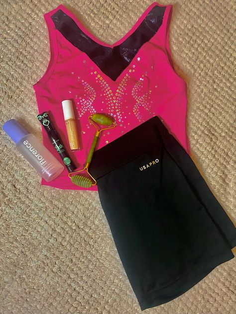 Grwm For Gymnastics, Preppy Gymnastics, Preppy Family, Grwm Aesthetic, Preppy Grwm, Dance Stuff, Gymnastics Outfits, Gymnast, Gymnastics