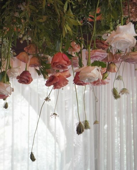 Falling flower garden for T&T 💘 at @inglewoodestate Flowers On Ceiling, Bee Flowers, Flying Flowers, Hanging Flowers, Wedding Vibes, Pretty Flowers, Wedding Inspo, Flower Power, Garden Plants