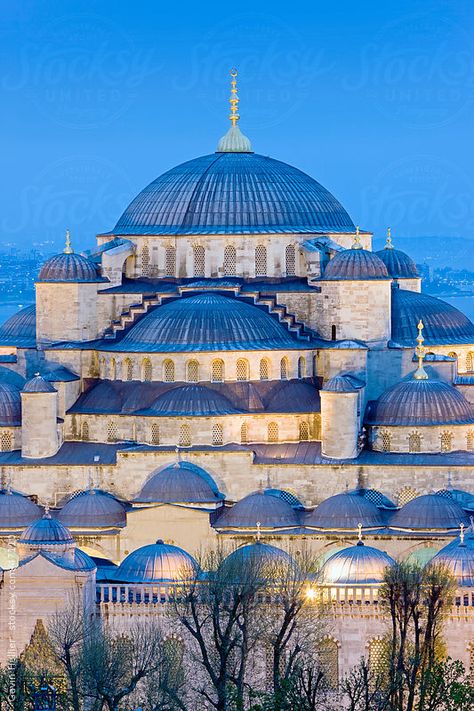 The Sultan Ahmed Mosque is a mosque in Istanbul. The mosque is known as the Blue Mosque due to blue tiles on the walls of its interior. Blue Mosque Istanbul Photography, Blue Mosque Turkey, The Blue Mosque Istanbul, Sultan Ahmed Mosque, Blue Mosque Istanbul, Istanbul Travel Guide, Architecture Photography Buildings, Turkey Europe, The Blue Mosque