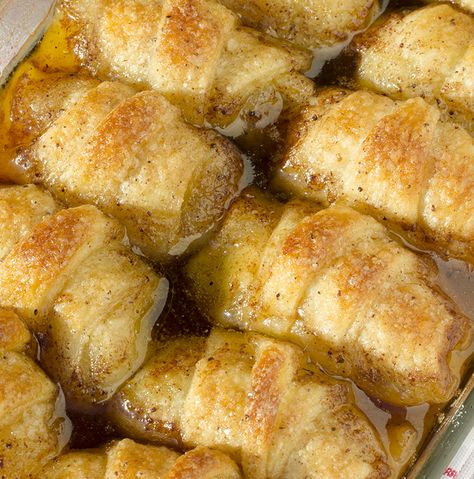 Easy Apple Dumplings - OMG Chocolate Desserts Pioneer Woman Apple Dumplings, Rhubarb Pudding Cake, Crescent Roll Apple Dumplings, Easy Apple Dumplings, Apple Dumpling Recipe, Apple Dumplings, Crescent Roll Recipes, Pioneer Woman Recipes, Dumpling Recipe