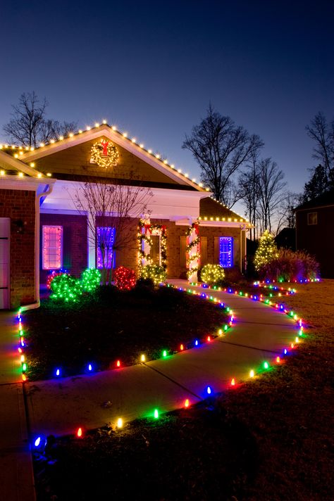 Holiday Decorations, Professional Christmas Lights Installation ... Professional Christmas Lights, Exterior Christmas Lights, Christmas Lights Outside, Diy Christmas Lights, Christmas Light Installation, Hanging Christmas Lights, Christmas House Lights, Best Christmas Lights, Christmas Light Displays