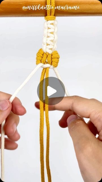 Leftover Macrame Cord, How To Attach Macrame To Wood, Macrame Keychain Diy Tutorials, Macrame Rainbow Keychain Tutorial, Macrame Bow, Macrame Keychain Diy, Macreme Basic Knots Keychain, Gathering Knot Macrame, Macrame Keychain