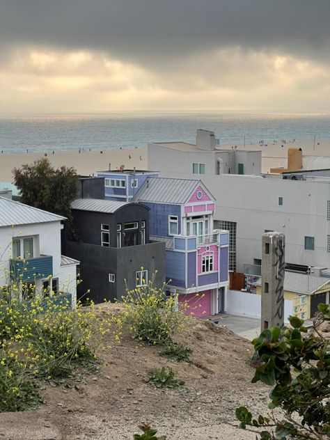 santa monica, emo house, girly house, barbenheimer, barbie, oppenheimer, beach house, beach, ocean Emo House, Girly House, Barbie Oppenheimer, House Beach, Happy House, Santa Monica, Beach House