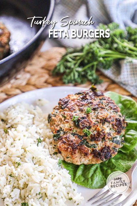 These healthy turkey burgers are PACKED with FLAVOR! Both the kids and adults in my family love this spinach feta turkey burger recipe. Tender greens, salty feta cheese, Greek seasonings, and lean ground meat create a juicy, delicious burger in just 20 minutes. It’s great as a quick weeknight dinner idea or as lunch meal prep throughout the week. They’re fantastic as freezer turkey burgers that you can cook right from frozen. The veggie packed turkey burgers with feta will be a family favorite. Turkey Burgers With Feta, Healthy Turkey Burgers, Feta Burger, Turkey Feta Burgers, Turkey Burger Recipes Healthy, Feta Burgers, Kale Feta, Asian Steak Bites, Turkey Spinach