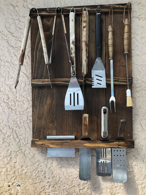 Grill Utensil Holder Diy, Bbq Utensil Storage Ideas, Bbq Utensil Storage, Bbq Tools Storage, Utensils Holder Diy, Bbq Utensil Holder, Hermes Horse, Grill Accessories Storage, Garage Organizing