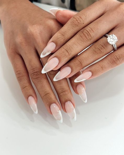 So fresh, so clean! From outline nails to free-form French manicures, we’re sharing 5 ways to nail a simplistic glam manicure 💅#itsjustanothermanimonday Would you rock? ♠️ — Click link in Bio to see the latest Fashion Trends, Celebrity Style, and more! Subscribe to Style Rave Premium & Shop Editor-selected Pieces 🛍 — #StyleRave: The ultimate style guide #springmani #manicureideas #nailinspo French White Tips, Glam Manicure, Outline Nails, Summertime Nails, Trending Nail Designs, Nail Designs For Summer, Chrome French, Bridal Manicure, French Manicures