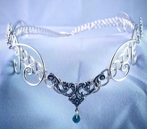 front view Forehead Crown, Forehead Tiara, Crown Fairy, Tiara Silver, Dragonfly Bracelet, Wedding Hair Jewelry, Emerald Wedding, Hair Jewelry Wedding, Bridal Headpiece