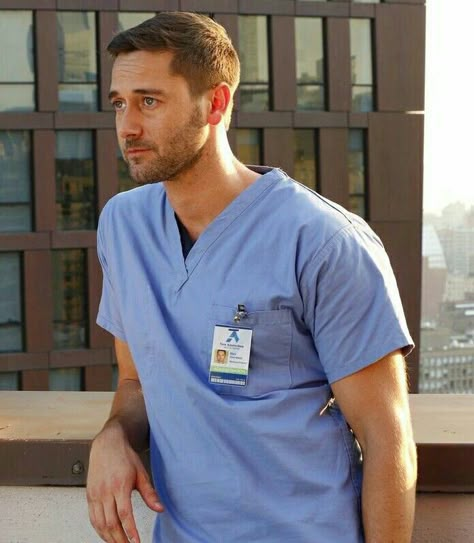 Ryan Eggold / Dr Max Goodwin Max New Amsterdam, Ryan Eggold And Freema Agyeman, Ryan Eggold Hot, Dr Zhivago Movie, Max Goodwin New Amsterdam, Good Doctor Cast, Max Goodwin, Tom Keen, Ryan Eggold