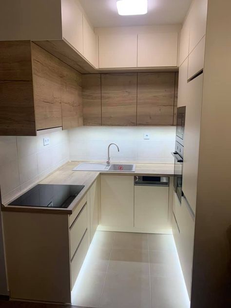 3m X 2m Kitchen Layout, Ikea Small Kitchen Ideas, Male Kuhinje Ideje, Smallest Kitchen Ideas, Ikea Small Kitchen, Küchen In U Form, Tiny Kitchen Design, Small Bathroom Layout, Simple Kitchen Design