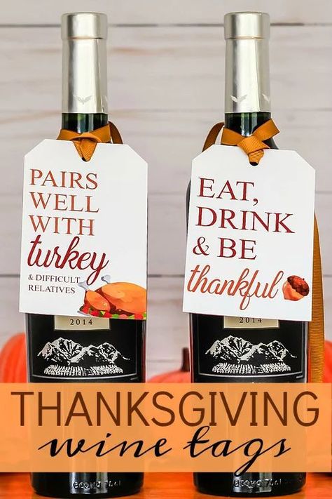 FREE PRINTABLE - Love these festive Thanksgiving wine tags! Perfect DIY hostess gift idea, gift for a wine lover, or coworker gift! Click to download #thanksgiving #thanksgivingideas #hostessgift #freeprintables Diy Gifts Coworkers, Holiday Diy Gifts, Thanksgiving Wine Bottle, Gifts Coworkers, Diy Hostess Gifts, Wine Bottle Gift Tags, Bottle Gift Tags, Wine Teacher, Thanksgiving Wine