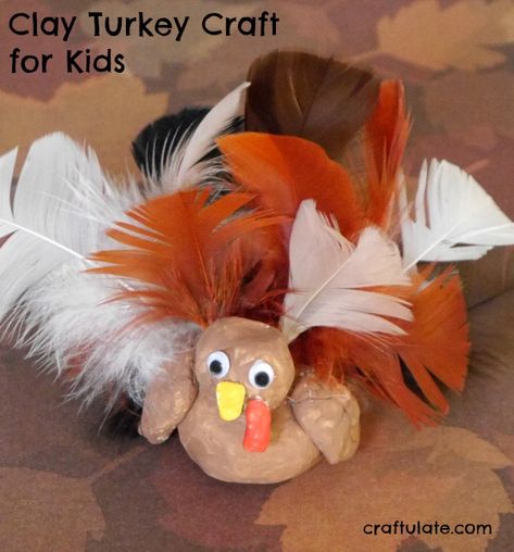 Clay Turkey Craft for Kids - use air dry clay, feathers and paint to make this cute turkey! Clay Turkey For Kids, Clay Turkey, Clay Feathers, Diy Ideas For Kids, Turkey Craft For Kids, Dry Clay Ideas, Air Dry Clay Ideas, Recycle Craft, November Ideas