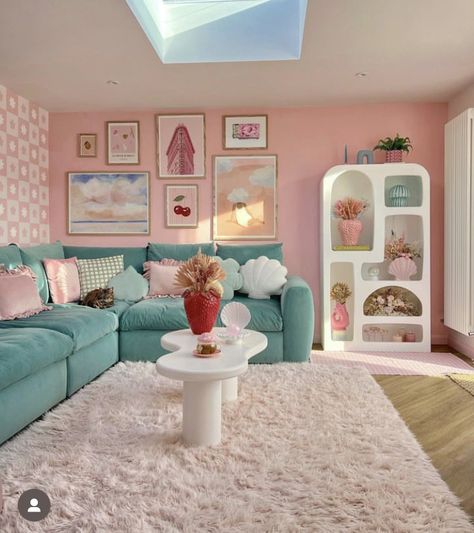 Instagram Comments, Pastel Home, Pastel Room Decor, Pastel Home Decor, Colorful Apartment, Casas The Sims 4, Pastel House, Pastel Room, Cute Bedroom Decor