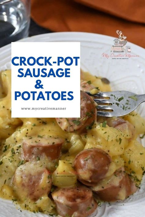 Italian Sausage And Potatoes Crockpot, Potatoes In The Crockpot, Crockpot Sausage And Potatoes, Sausage Crockpot Recipes, Sausage Slow Cooker, Crockpot Sausage, Sausage Potato Casserole, Crockpot Italian, Slow Cooker Sausage