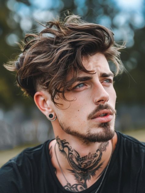 Unique Undercut, Edgy Undercut, Popular Mens Hairstyles, Crop Haircut, Hair Color Unique, Long Hair On Top, Men Hair Color, Men Haircut Styles, Haircut Inspiration