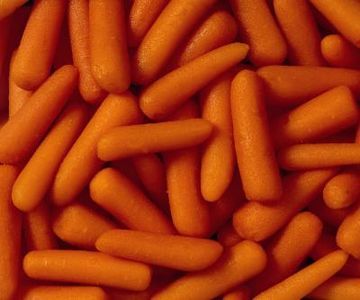 How to Blanch and Freeze Carrots With a Microwave Baby Carrots Side Dish, Cook Carrots, Balsamic Carrots, Carrot Recipes Side Dishes, Carrots Side Dish, Steamed Carrots, 10 Healthy Foods, Sweet Carrot, Cooked Carrots