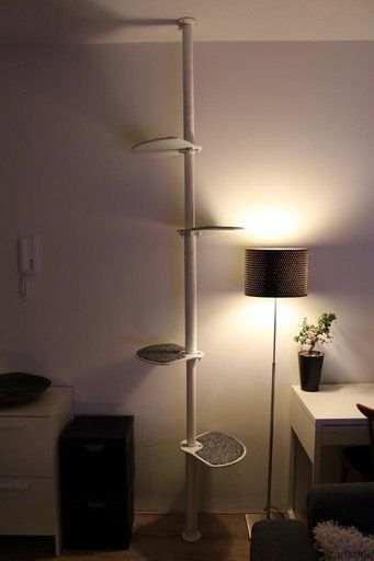 Cat tower from IkeaHackers.net, great idea and http://www.stadsduif.com/billy-the-kit/cat-hack-krab-en-klimpaal/ Stolmen Ikea, Ikea Cat, Narrow Coffee Table, Katt Diy, Chat Diy, Hack Ikea, Cat Towers, Cats Diy Projects, Cat Hacks