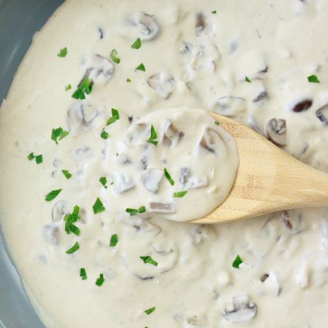 White Mushroom Sauce, Mushroom Sauce For Steak, Cream Of Mushroom Sauce, Sauce For Steak, Mushroom Cream Sauce, Mushroom Gravy Recipe, Chopped Steak, Mushroom Cream Sauces, How To Thicken Sauce