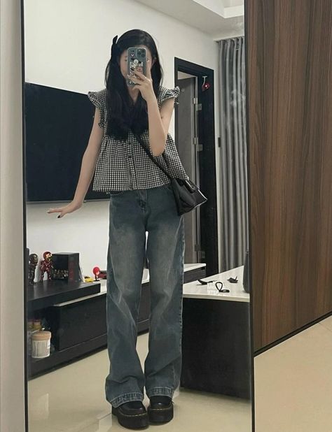 Outfit Ideas For Women With Big Bust, Korea Street Fashion Summer, Lamp Aesthetic Outfit, Mori Kei Outfits Casual, Japanese Fashion Summer, Doll Shoes Outfit, Summer Outfits Korean, Outfits Asian, Peony Aesthetic