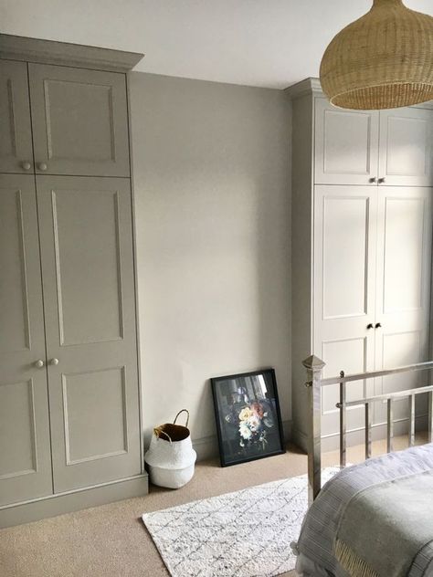 Alcove wardrobe Wardrobe Storage Ideas, Bedroom Alcove, Alcove Wardrobe, Fitted Wardrobes Bedroom, Bedroom Built Ins, Bedroom Built In Wardrobe, Bedroom Cupboards, Victorian Bedroom, Fitted Bedrooms