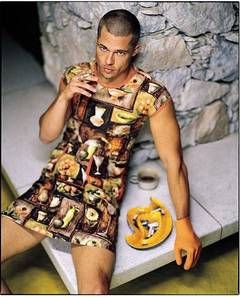 Brad Pitt 2, Los Angeles Brad Pitt Dress, Street Style Celebrities, Mark Seliger, Vintage Editorials, Men Wearing Skirts, Edward Norton, Tyler Durden, David Fincher, Rolling Stones Magazine