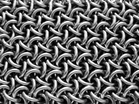 CHAINMAILLE WEAVES AND PATTERNS Chainmaille Weaves, Armor Sleeve Tattoo, Armour Tattoo, Whang Od, Shoulder Armor Tattoo, Hexagon Tattoo, Chainmaille Jewelry Patterns, Chain Tattoo, Chinese Armor