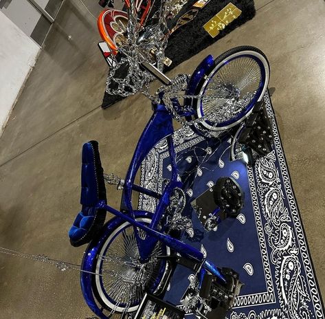 Lowriders Bikes, Low Riders Cars, Low Rider Bike, Low Rider Bike Bicycles, Lowrider Bikes, Lowrider Bicycle, Estilo Cholo, Lowrider Trucks, Dropped Trucks