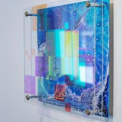 Emma Lindström (@lindstrom.emma) • Instagram photos and videos Paint On Plexiglass Diy, Plexiglass Art Ideas, Acrylic Sheet Art, Plexiglass Ideas, Perspex Art, Plexiglass Art, Colored Plexiglass, Acrylic Sculpture, Art Gallery Interior