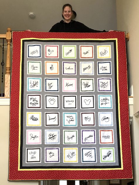 Disney Autograph Quilt, Disney Quilts Ideas Free Printable, Character Signature Ideas, Disney Character Autograph Ideas, Disney Character Signatures Ideas, Disney Signature Ideas, Disney Quilts Ideas, Disney Autograph Ideas, Graduation Quilts