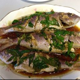 Steamed Snapper (Opakapaka) Steamed Fish Recipes, Snapper Fish Recipes, Snapper Fish, Famous Chef, Hawaiian Dishes, Steamed Fish, Red Snapper, Hawaiian Food, Green Onions