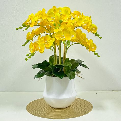 Yellow Orchid Flower Arrangement, Orchid Flower Arrangements, Yellow Orchid, Creative Flower Arrangements, Orchids Garden, Artificial Orchids, Orchid Arrangements, Flower Arrangements Simple, Orchid Care