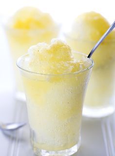 Snow Cone Recipes, Shave Ice Syrup Recipe, Snow Cone Syrup Recipe, Cone Recipes, Sno Cone Syrup, Homemade Snow Cones, Snowcream Recipe, Shaved Ice Recipe, Snow Cones Recipes