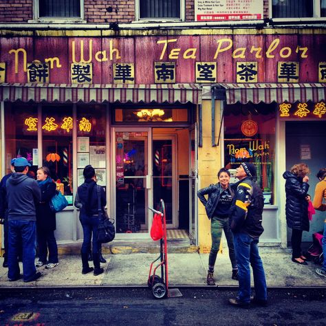 NYC Hotspot Find: Nom Wah Tea Parlor | meltingbutter.com Tea Parlor, Dim Sum Restaurant, Melting Butter, Mid-century Interior, Snow Pea, Nyc Restaurants, I Want To Eat, Interior Photo, Chinese Restaurant