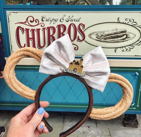 Disneyland Churros, Disney Universal Studios, Disney Wear, Diy Disney Ears, Disneyland Ears, Disney Ears Headband, Diy Mickey Ears, Disney Mickey Ears, Disneyland Outfits