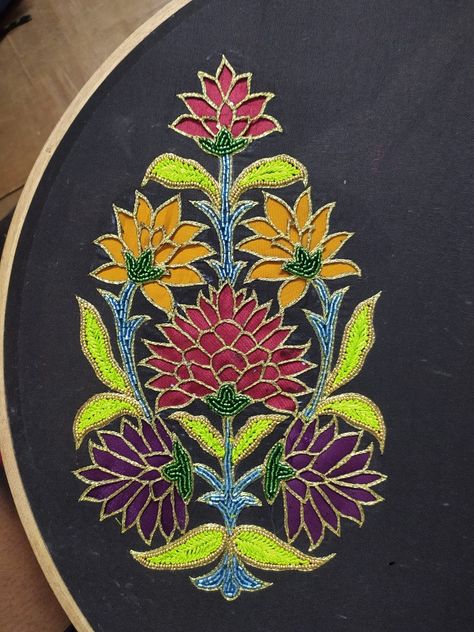 Cut Work Project In Aari, Aari Cut Work Design, Embroidery Drawings, Mirror Work Blouse Design, Blackwork Cross Stitch, Aari Design, Drawing Kids, Hand Work Design, Aari Designs