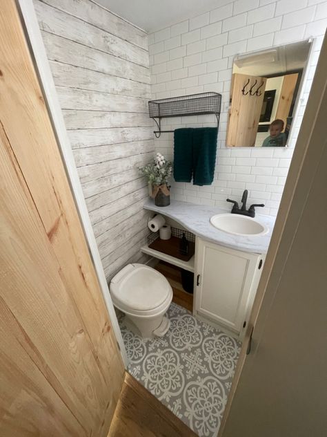 Farmhouse Camper Bathroom, Old Camper Remodels Bathroom, Bathroom Camper Remodel, Rv Small Bathroom Ideas, Bathroom Camper Ideas, Rv Restroom Ideas, Motorhome Bathroom Remodel, Boho Rv Bathroom, Remodeled Camper Bathroom