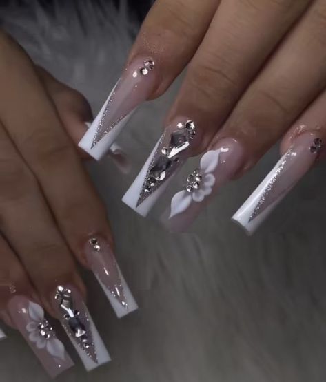 Quince Nails White And Silver, White Silver Nails Acrylic, French Tip With Crystals, White Quince Theme, Nail Inspo White French Tip, White Quince Nails, White And Silver Nails Acrylic, White Bling Acrylic Nails, White Bling Nails