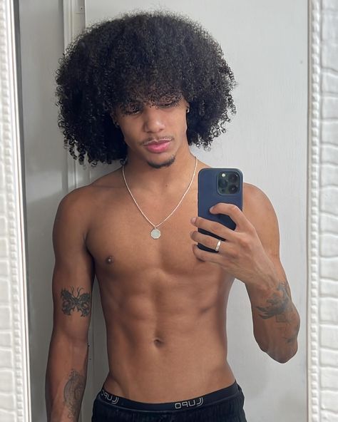 Relentless… Black Guys With Long Hair, Black Haircuts For Men, Hot Black Boys, 4a Curly Hair, Attractive Light Skin Men, Mens Twists Hairstyles, Afro Hairstyles Men, Natural Hair Men, Fine Guys