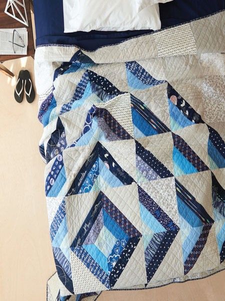 Catch a Wave: Easy Quilt Patterns Perfect for Summer - Quilting Daily | Quilting Daily Hat Quilt, Quilt Triangles, Hst Quilt, Blue And White Quilts, Triangle Quilt Pattern, Quilt Pattern Download, Quilts Of Valor, Triangle Quilts, Silk Quilt