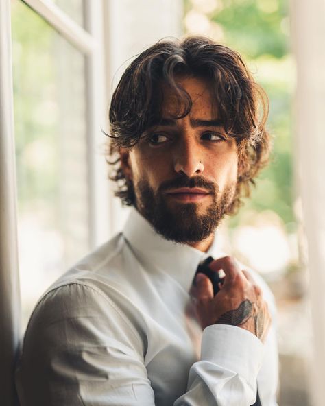 Maluma Haircut, Ashley Olsen Style, Dior Summer, Fits For Guys, Mullet Haircut, Beard Hairstyle, Brendan Fraser, Don Juan, Famous Singers