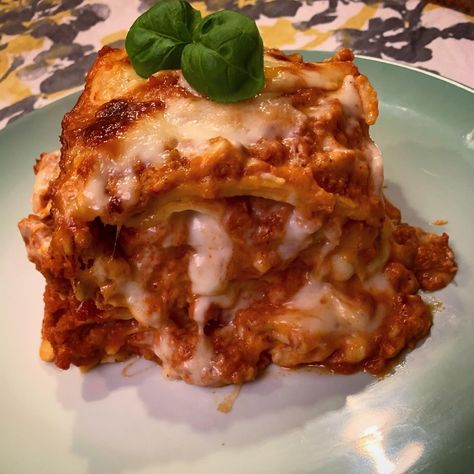 [Homemade] Lasagna #food #foods Lasagna Party Ideas, Lasagna Pictures, Birthday Lasagna, Lasagne Aesthetic, Lunch Lasagna, Lasagna Aesthetic, Yummy Food Pictures, Buttered Pasta, Food Lasagna