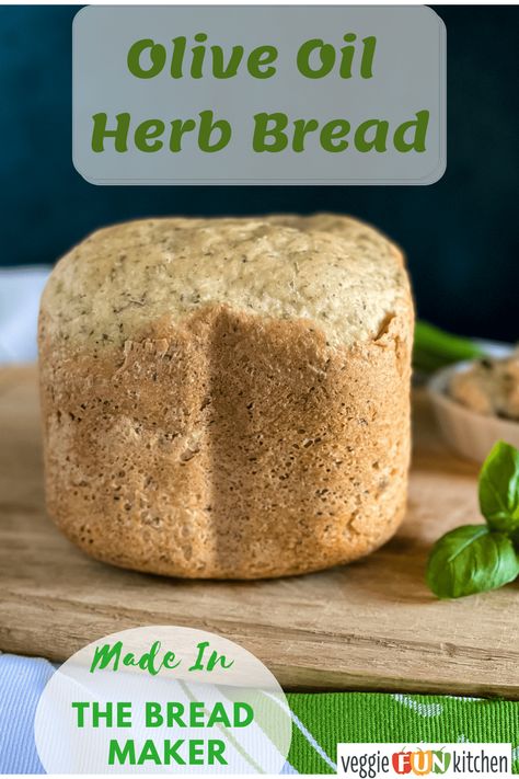 This bread maker olive oil herb bread is flavorful and delicious. It is perfect served warm with butter or for savory sandwiches. Made easy in the bread maker! Rosemary Bread Machine Recipe, Bread In Bread Machine, Cycle Food, Bread Machine Mixes, Bread Machine Recipes Sweet, Bread Bread Machine, Easy Bread Machine Recipes, Olive Oil Bread, Beautiful Bread