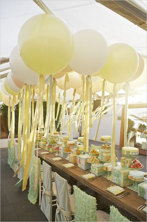 Pastel Wedding colors, soft wedding colors, loverly bundle, loverly wedding inspiration, wedding color inspiration Easter Wedding Ideas, Deco Champetre, Yellow Party, Giant Balloons, Big Balloons, Pastel Wedding, Wedding Chicks, Yellow Wedding, Wedding Balloons